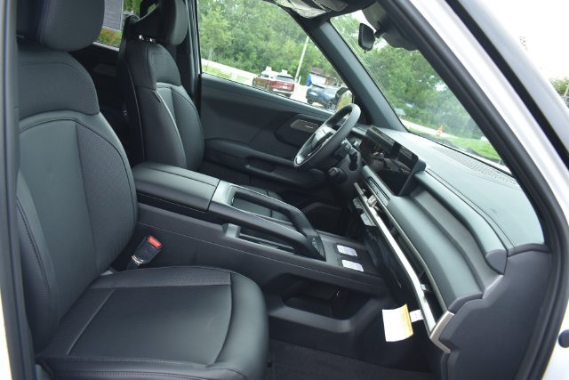 New 2027 Kia Telluride LX FWD image 13
