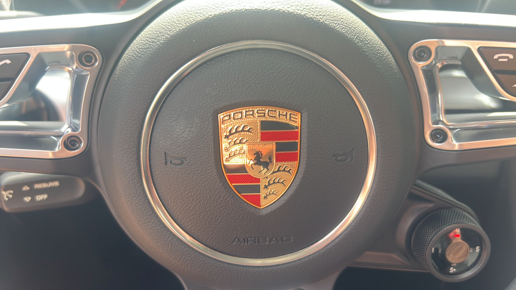 Certified 2025 Porsche 718 Cayman S RWD image 33