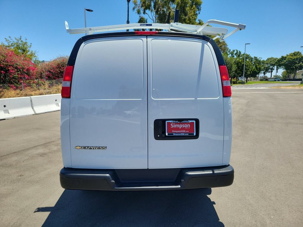 New 2026 Chevrolet Express 2500 w/ Driver Convenience Package RWD image 22