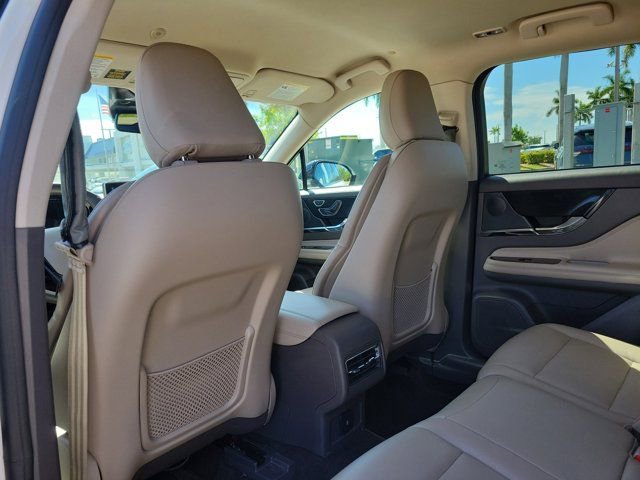 Certified 2023 Lincoln Corsair FWD image 15