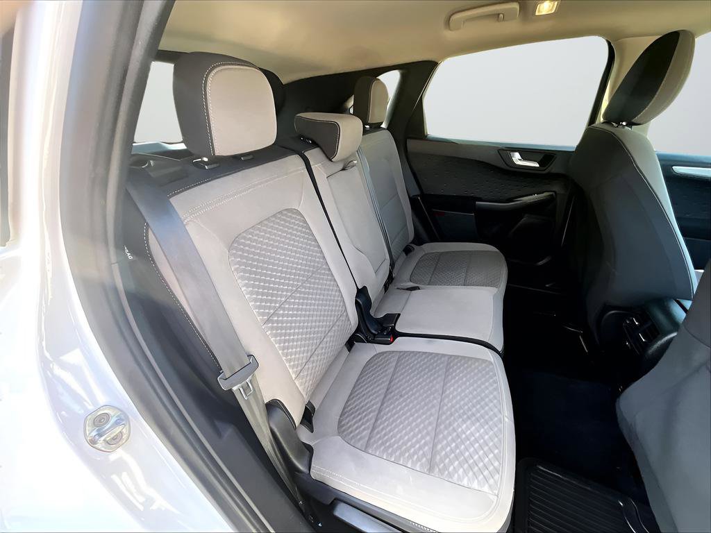 Used 2020 Ford Escape SE image 18