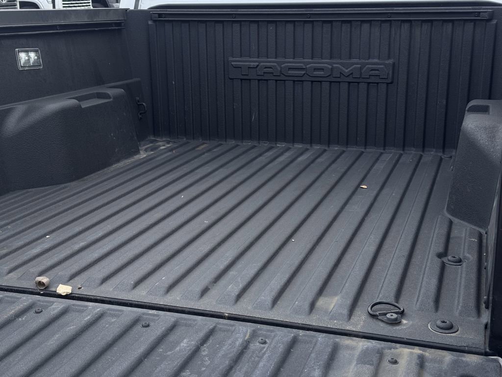 Used 2024 Toyota Tacoma TRD Off-Road image 31