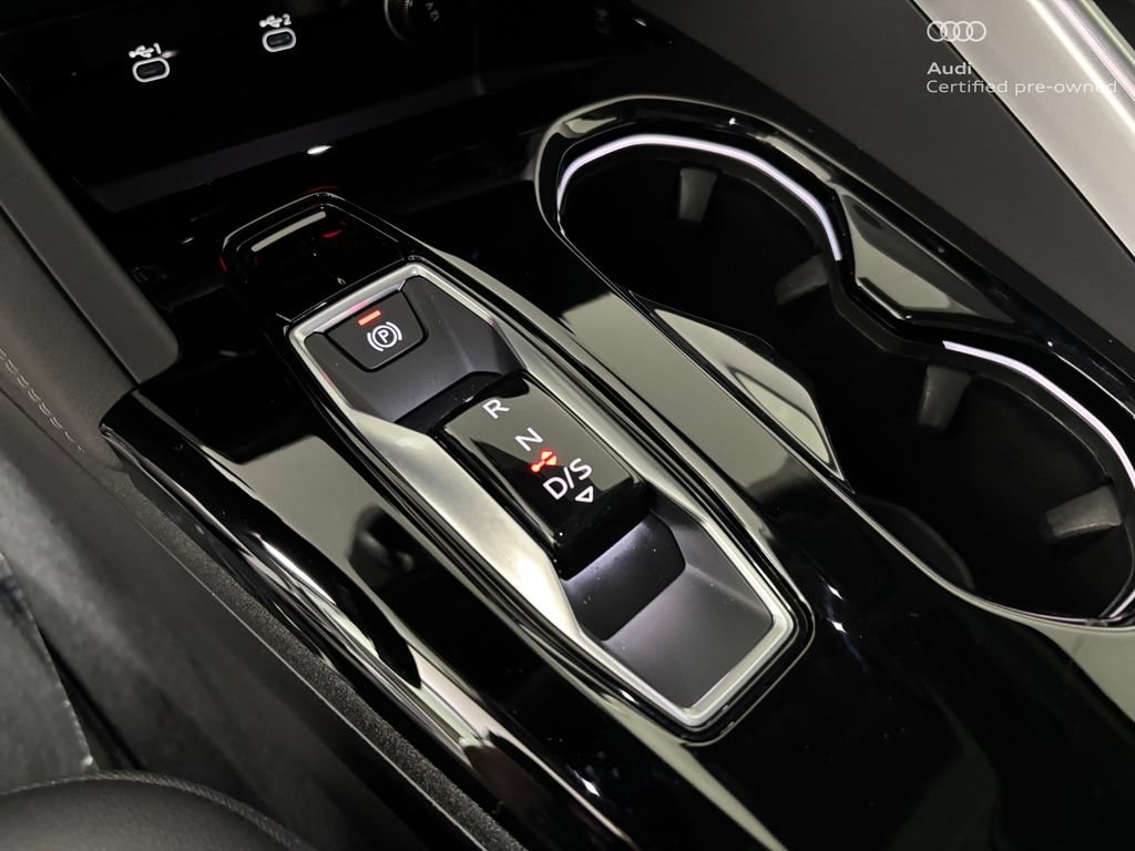 Certified 2025 Audi Q5 Premium w/ Convenience Package AWD/4WD image 30