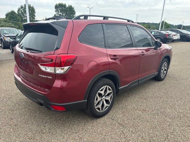 Used 2024 Subaru Forester Premium AWD/4WD image 3