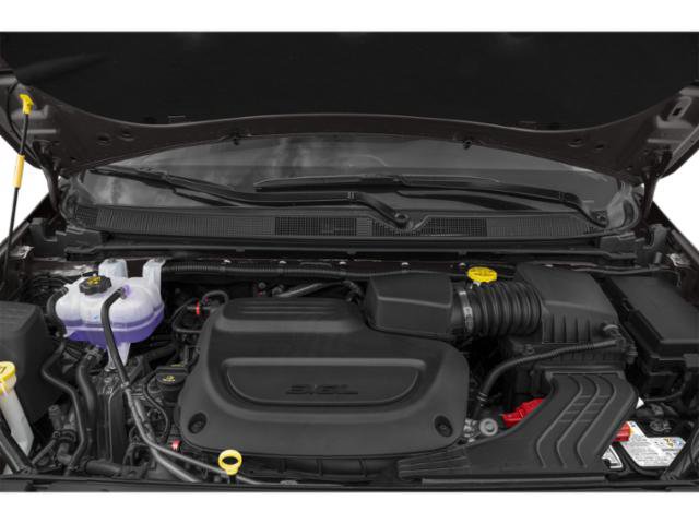 Certified 2022 Chrysler Pacifica Touring-L w/ Uconnect Theater Family Group FWD image 12