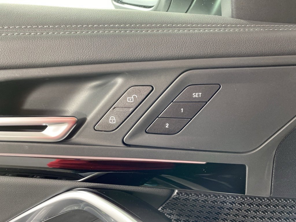 New 2026 BMW X1 xDrive28i w/ Technology Package image 9