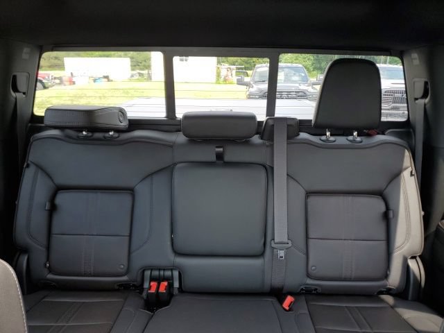 Used 2024 Chevrolet Silverado 3500 High Country w/ High Country Premium Package AWD/4WD image 13