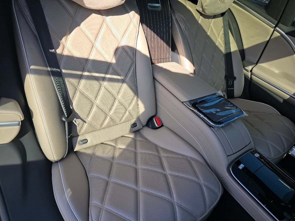 New 2025 Mercedes-Benz Maybach S 680 4MATIC image 29