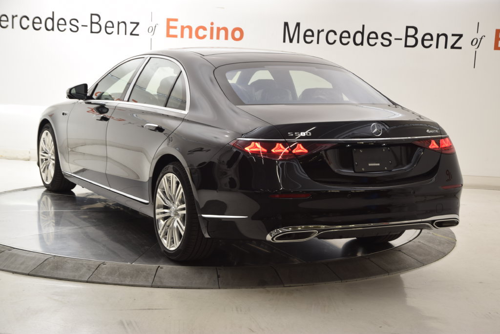 New 2027 Mercedes-Benz S 580 4MATIC Sedan image 4