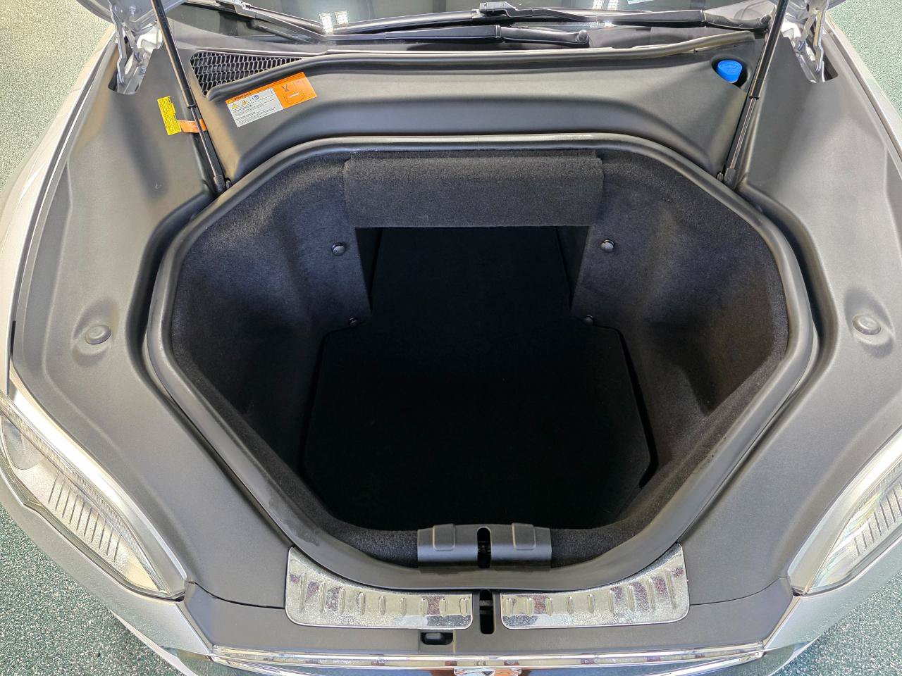Used 2013 Tesla Model S Performance RWD image 47