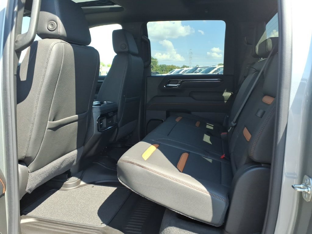 New 2026 GMC Sierra 2500 AT4 w/ Max Trailering Package AWD/4WD image 14