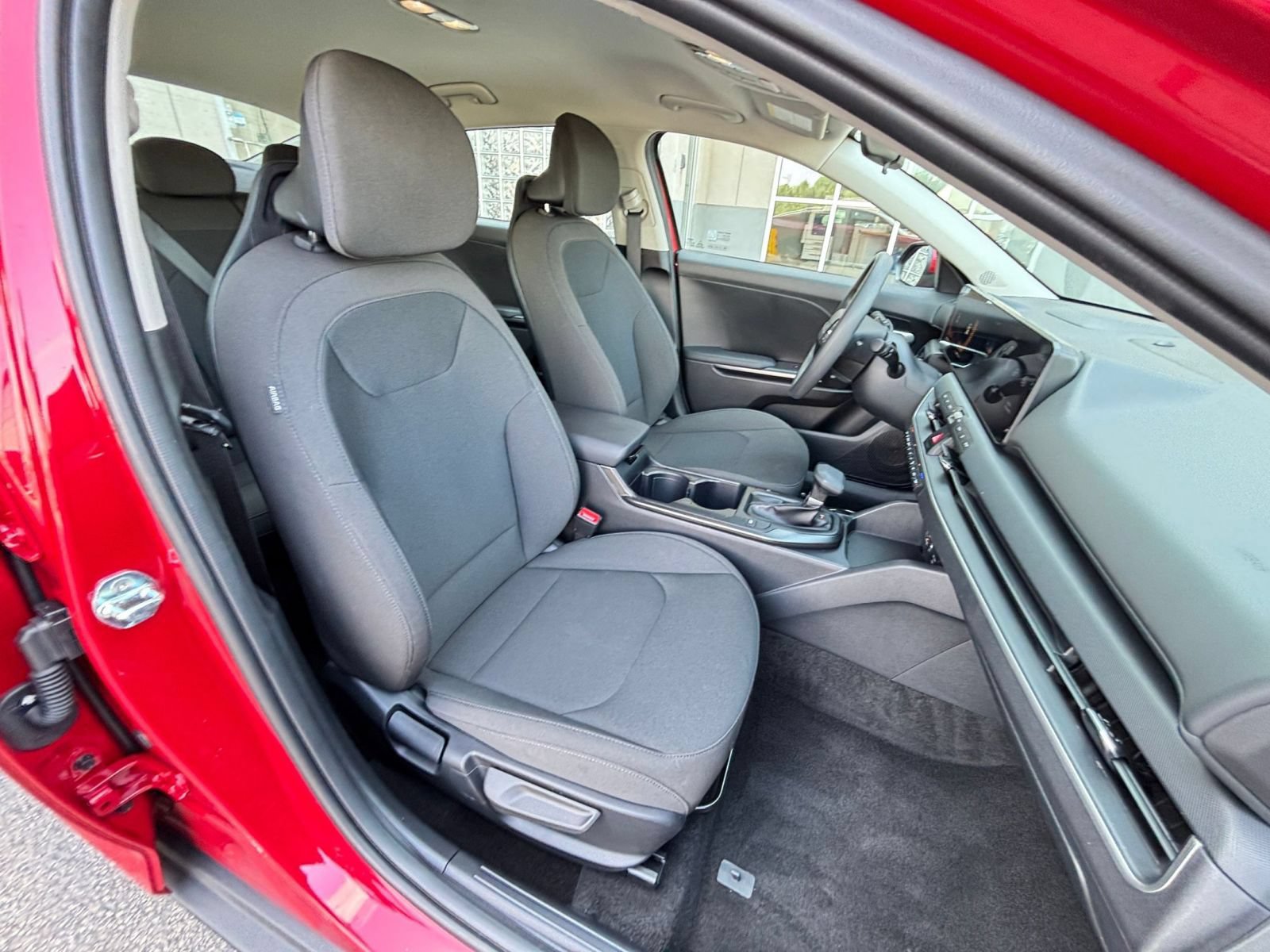 Used 2026 Kia K4 FWD image 35