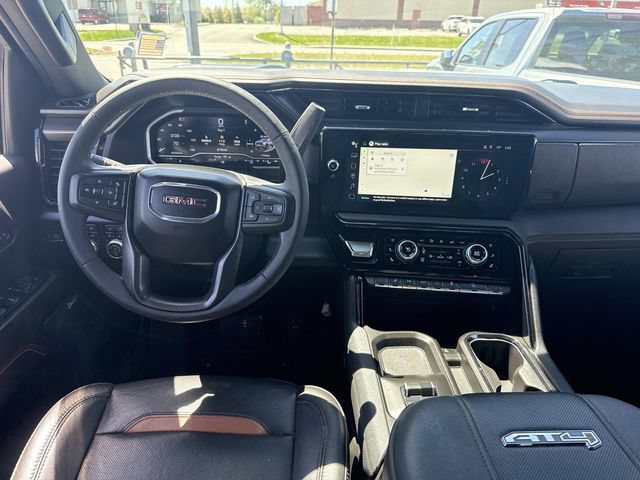 Used 2024 GMC Sierra 2500 AT4 w/ AT4 Premium Plus Package AWD/4WD image 15