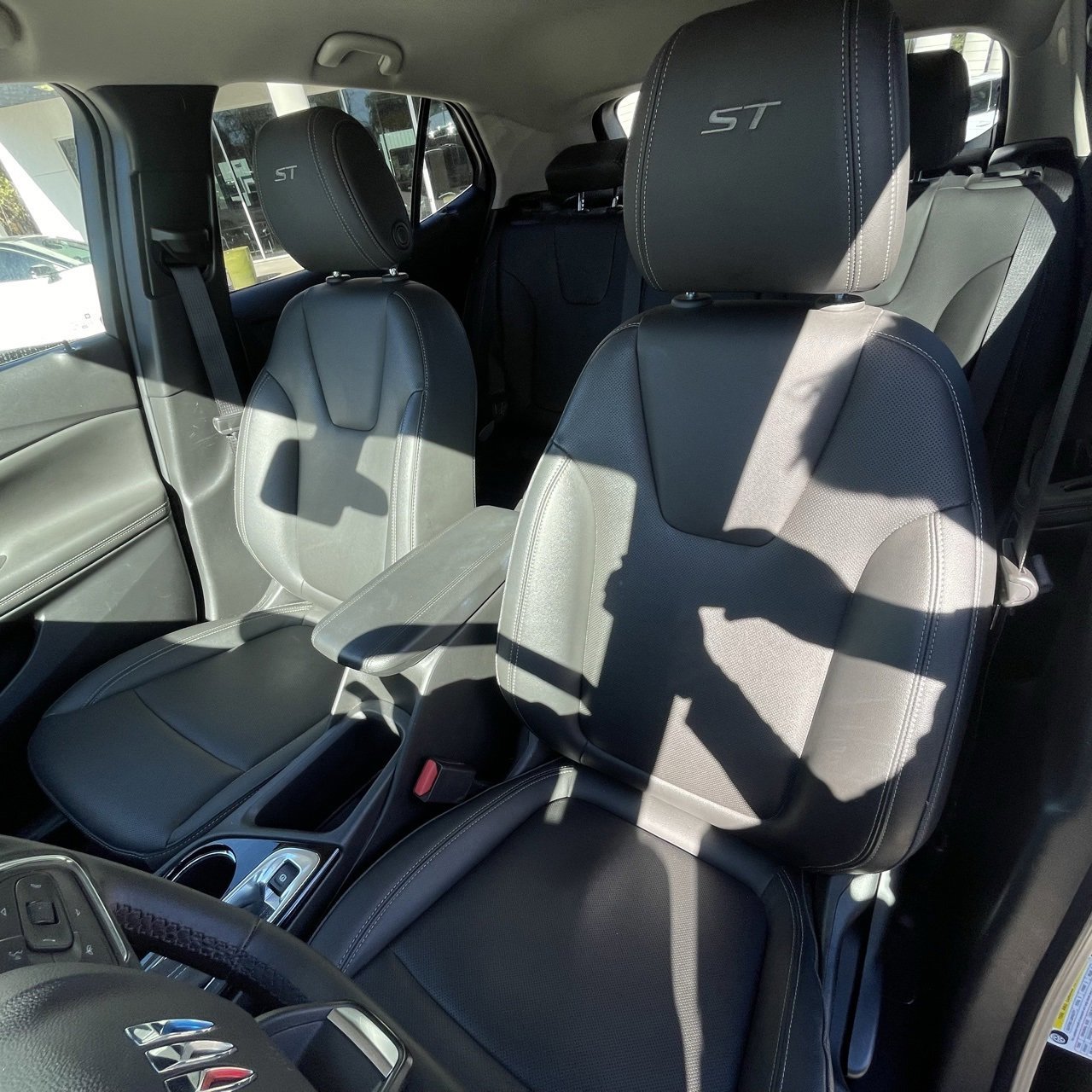 Certified 2024 Buick Encore GX Sport Touring image 21