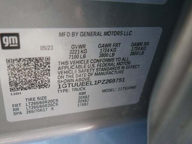 Used 2023 GMC Sierra 1500 AT4 w/ Technology Package image 32