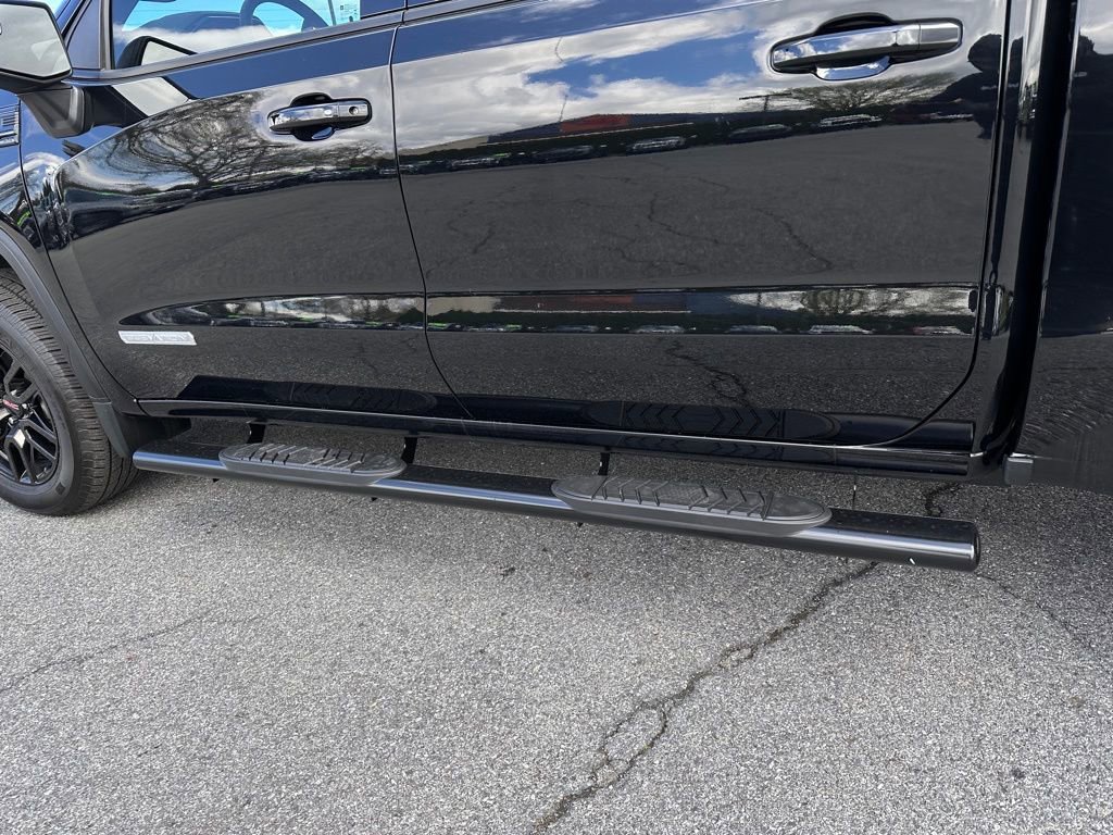 Used 2023 GMC Sierra 1500 Elevation image 35