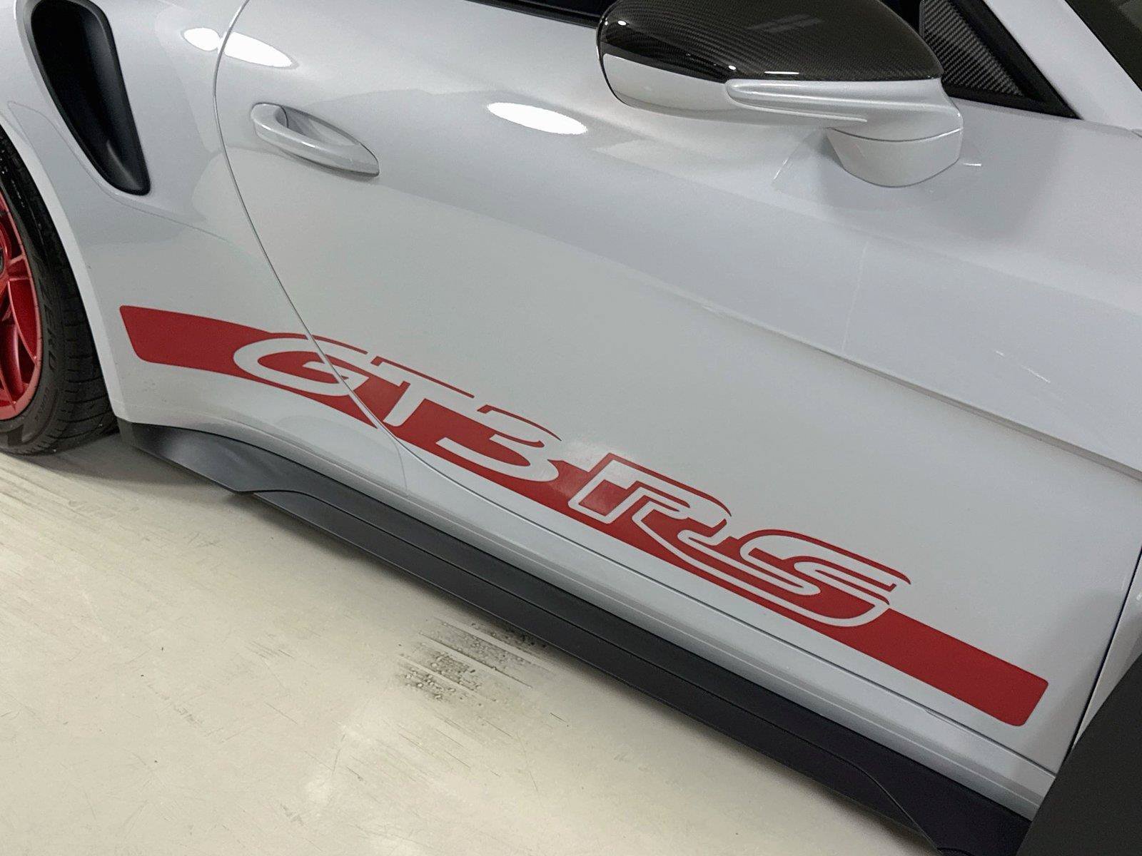 Used 2025 Porsche 911 GT3 RS RWD image 35