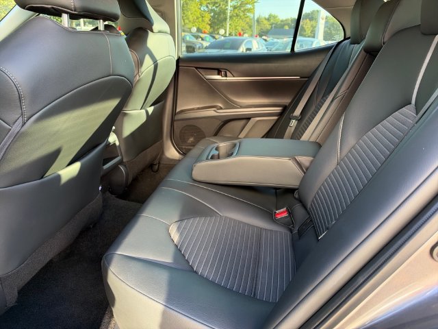Used 2023 Toyota Camry SE w/ Convenience Package FWD image 13