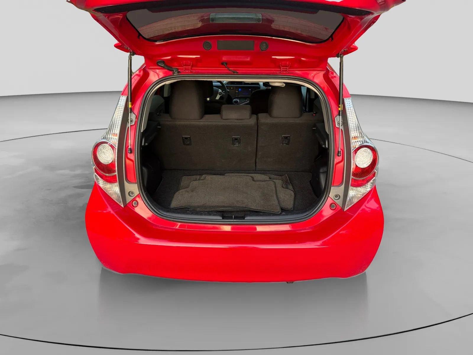 Used 2012 Toyota Prius C Three FWD image 19
