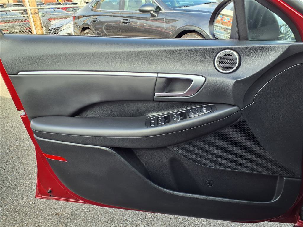 Used 2023 Hyundai Sonata SEL image 13