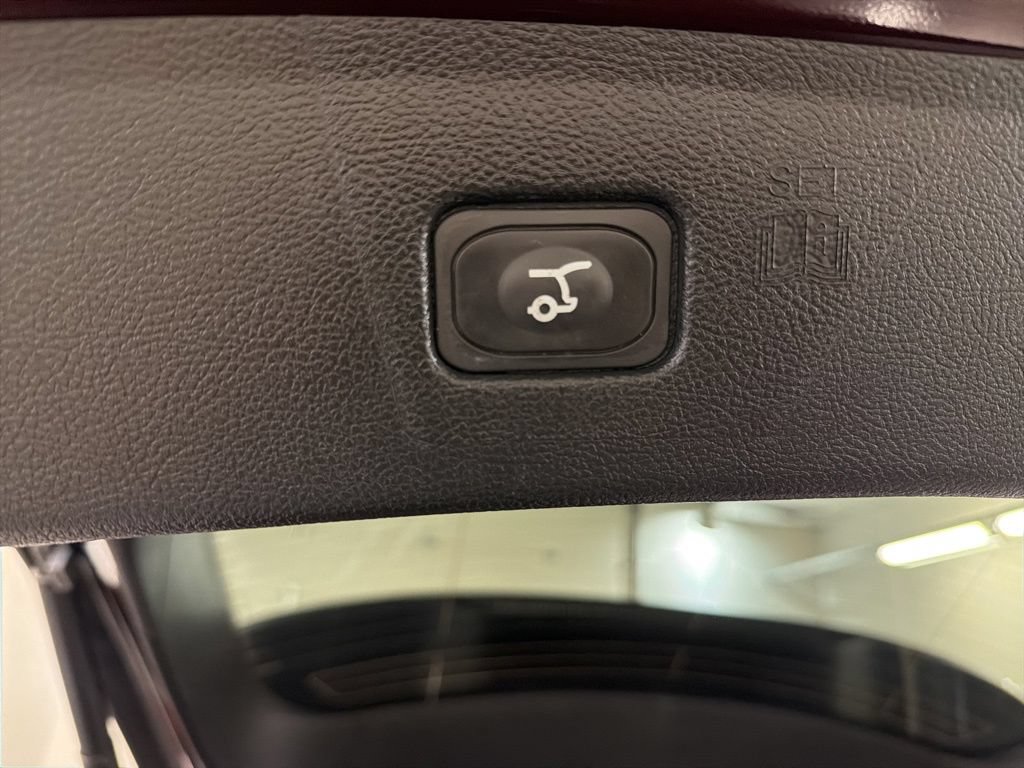 Certified 2024 Ford Edge SEL w/ Convenience Package AWD/4WD image 33