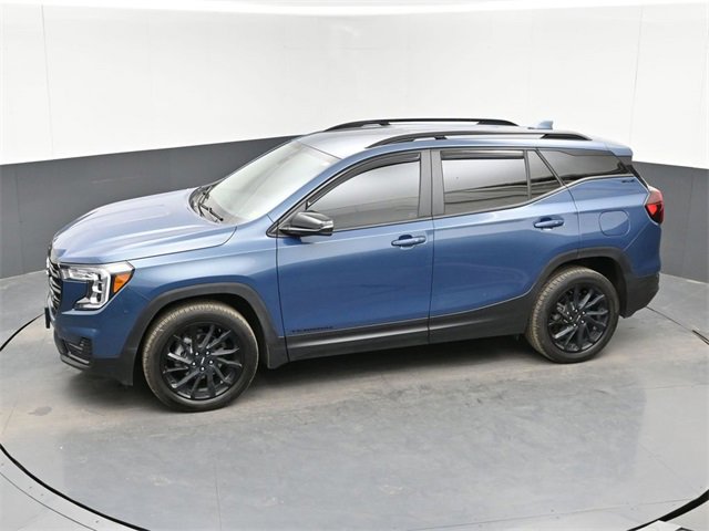 Used 2024 GMC Terrain SLE w/ Driver Convenience Package