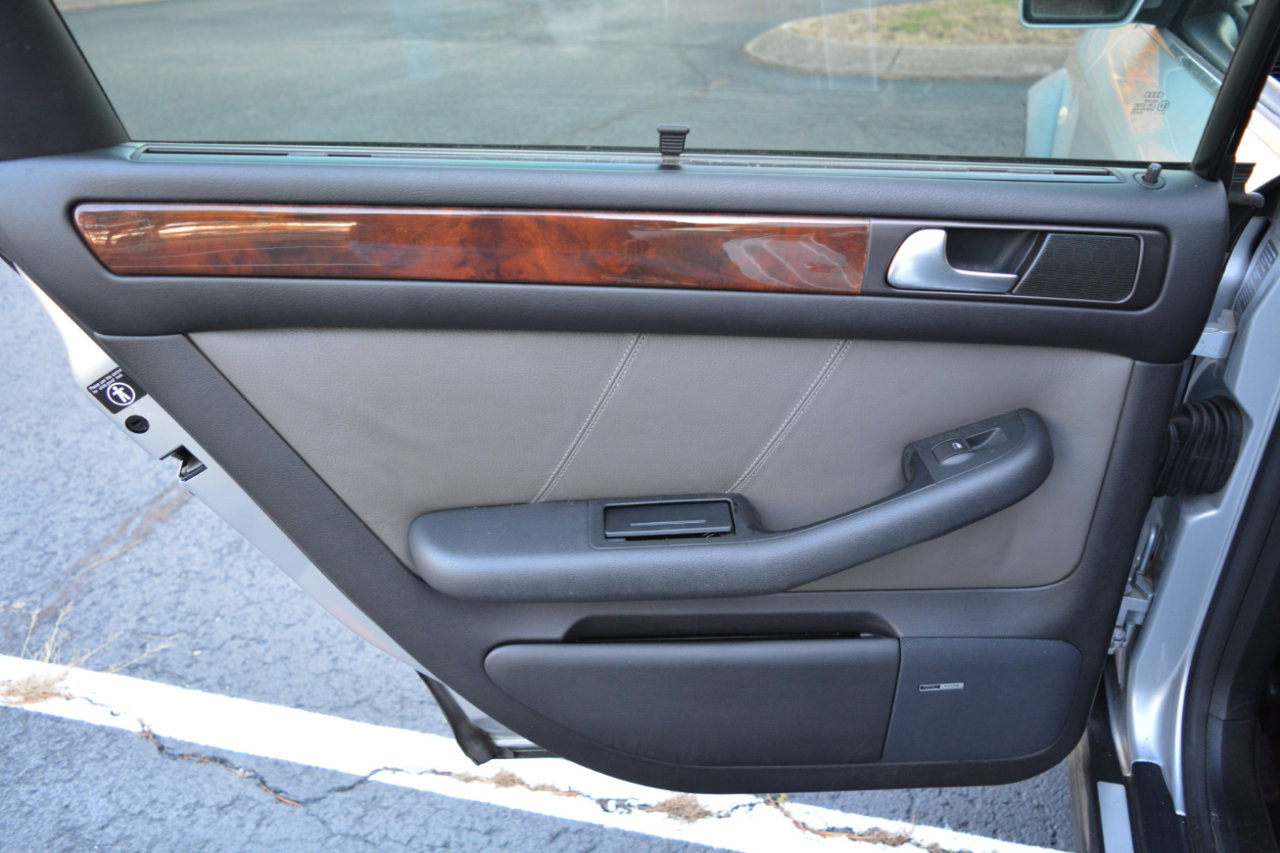 Used 2004 Audi allroad 2.7T image 10