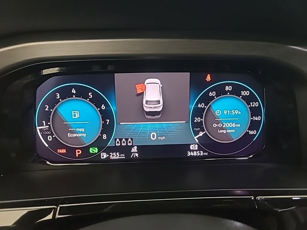 Used 2025 Volkswagen Atlas Cross Sport SE image 28