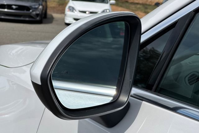 Used 2023 Buick Envision Essence AWD/4WD image 53