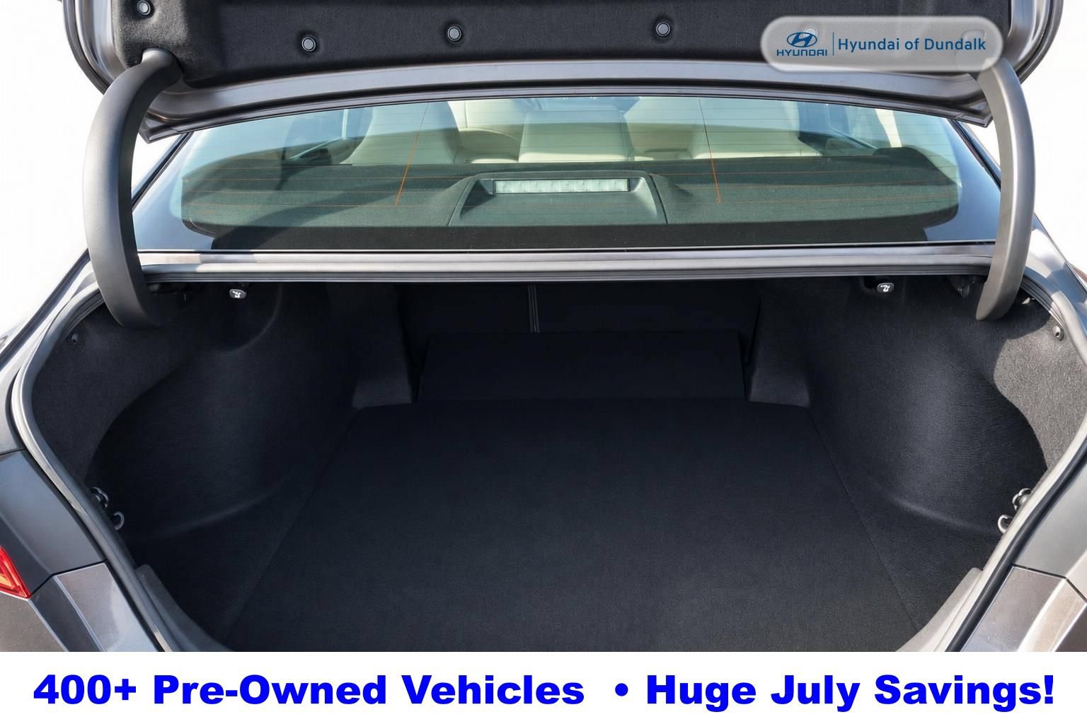 Used 2019 Toyota Camry LE FWD image 12