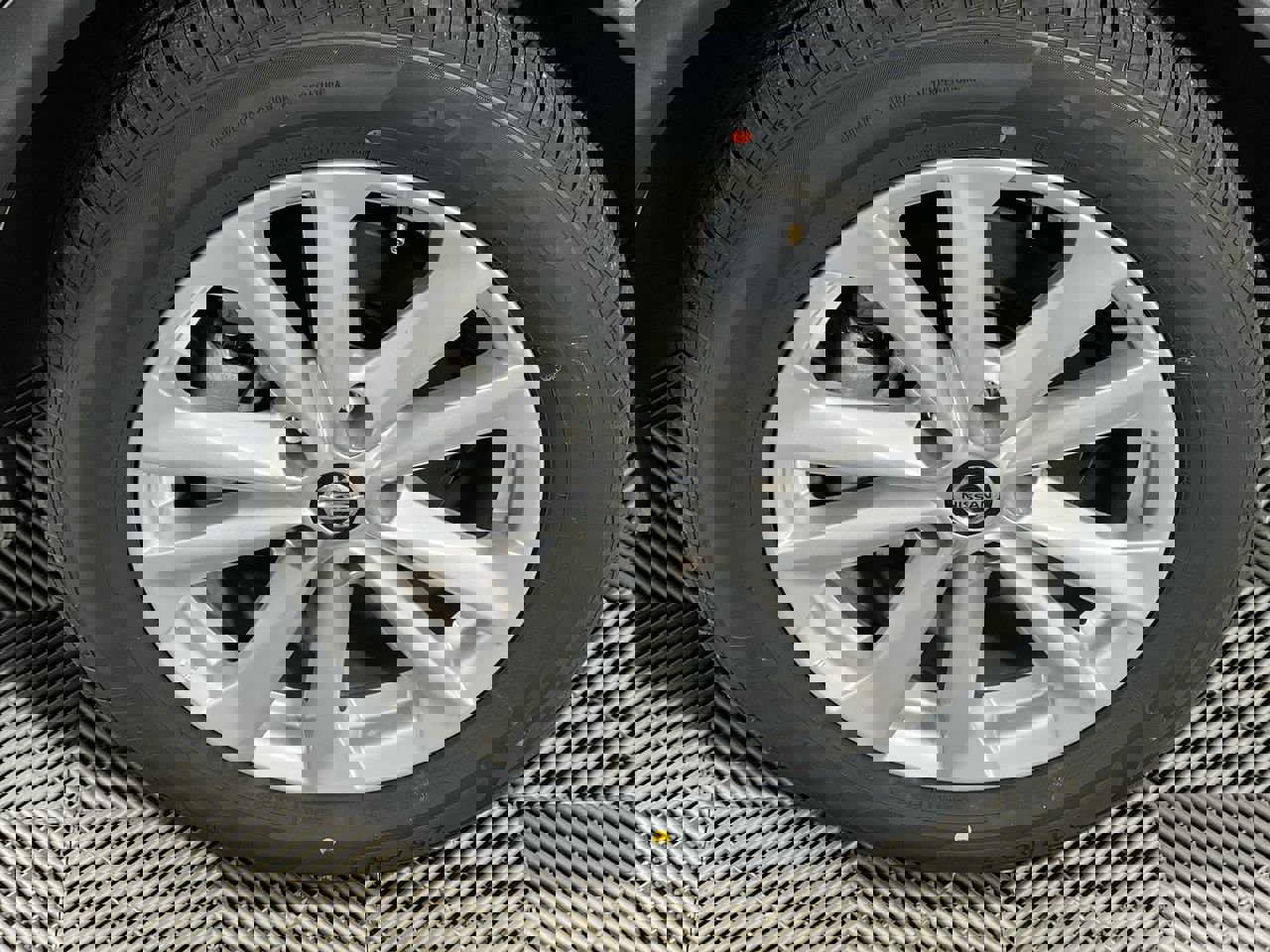 Used 2019 Nissan Rogue Sport S w/ Appearance Package image 11