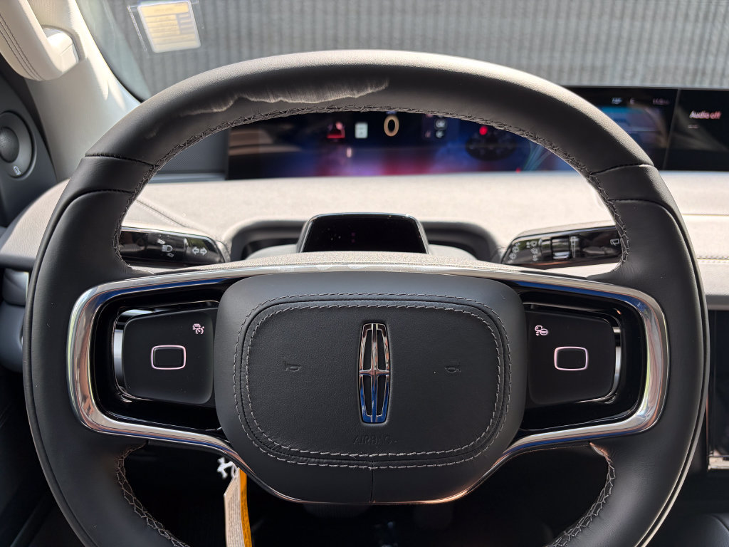 New 2027 Lincoln Navigator Premiere AWD/4WD image 44