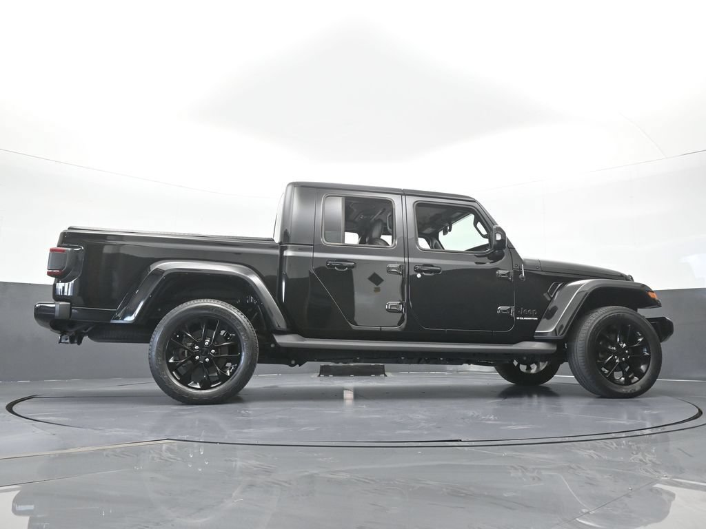 Used 2023 Jeep Gladiator Overland AWD/4WD image 61