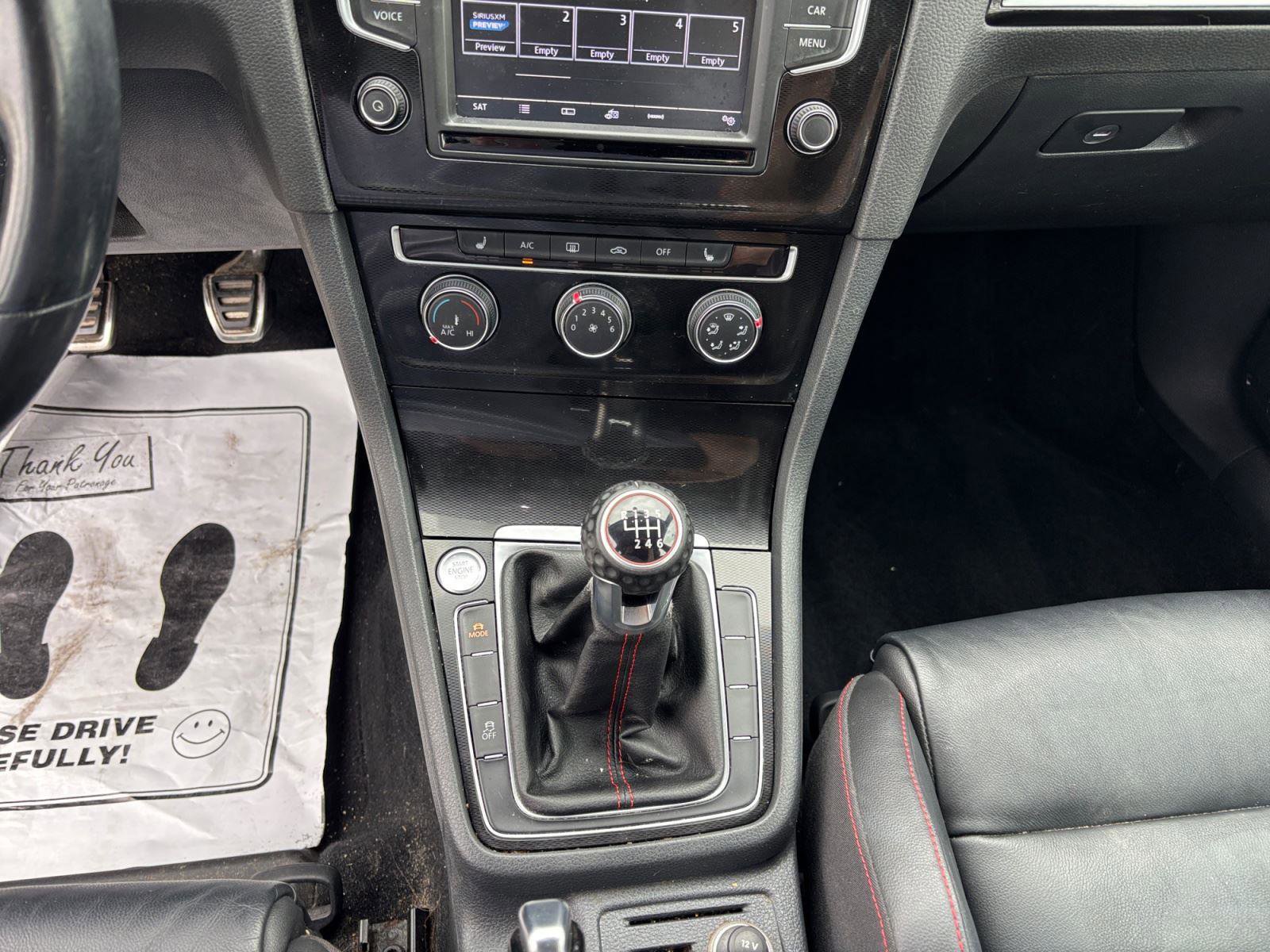 Used 2016 Volkswagen GTI SE FWD image 12