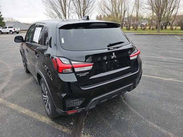 Used 2025 Mitsubishi Outlander Sport ES image 3