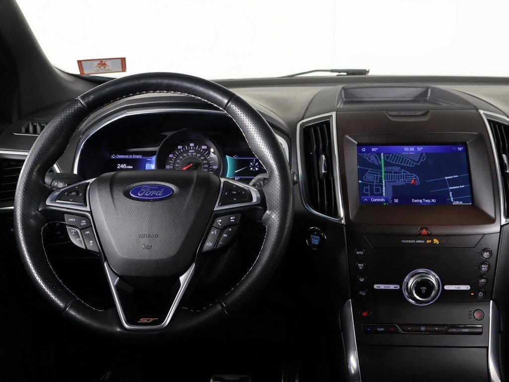 Used 2020 Ford Edge ST w/ Cold Weather Package image 34