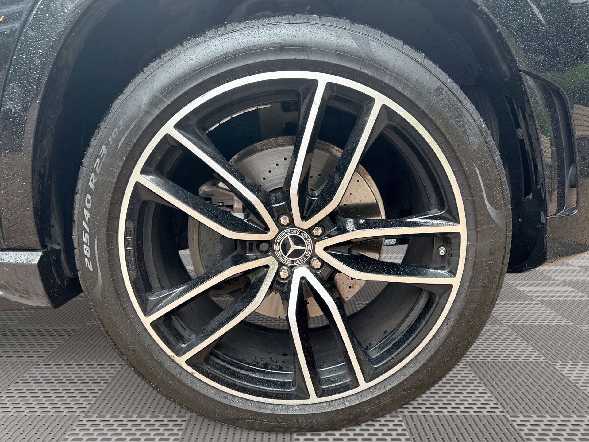 Used 2021 Mercedes-Benz GLS 580 4MATIC image 31
