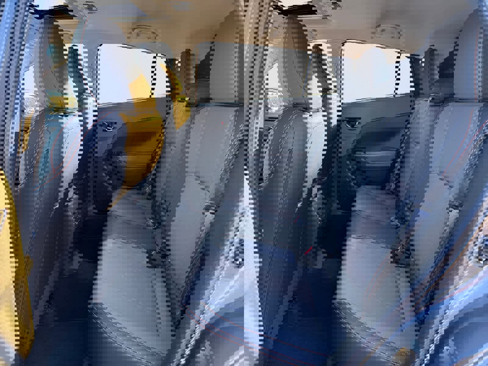 Used 2025 Subaru Crosstrek 2.5i Limited w/ Popular Package #4A image 11