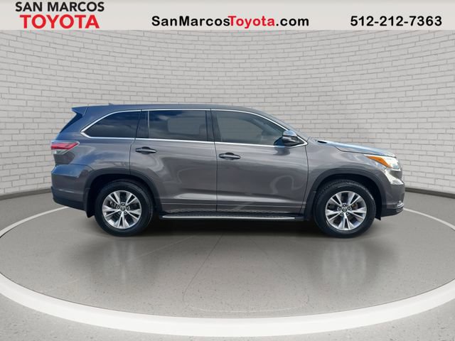 Used 2016 Toyota Highlander Plus image 4