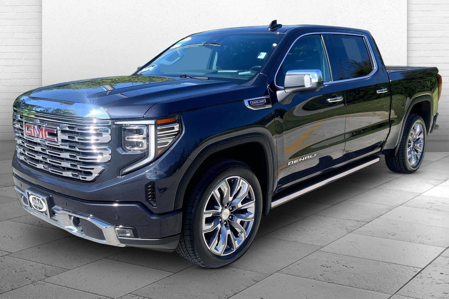 Used 2024 GMC Sierra 1500 Denali w/ Denali Reserve Package AWD/4WD image 13
