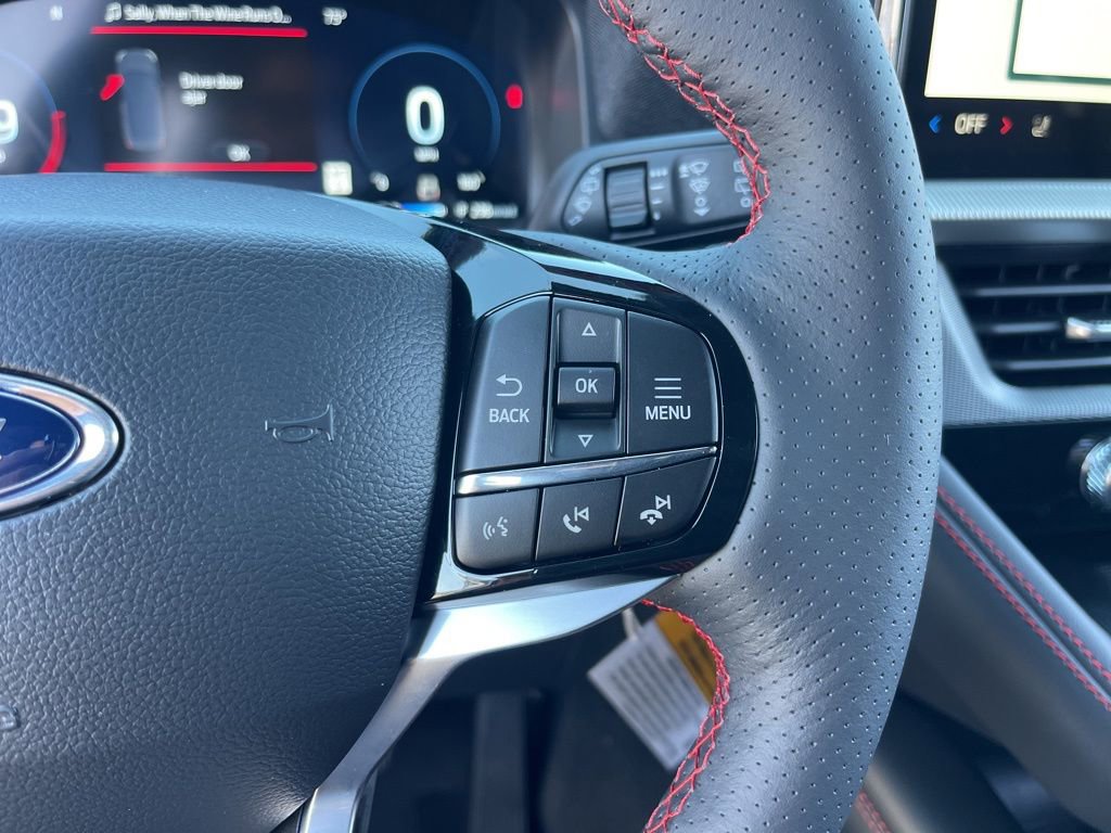 New 2026 Ford Explorer ST-Line w/ ST-Line Street Pack image 16