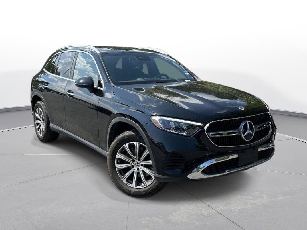Used 2024 Mercedes-Benz GLC 300 image 4