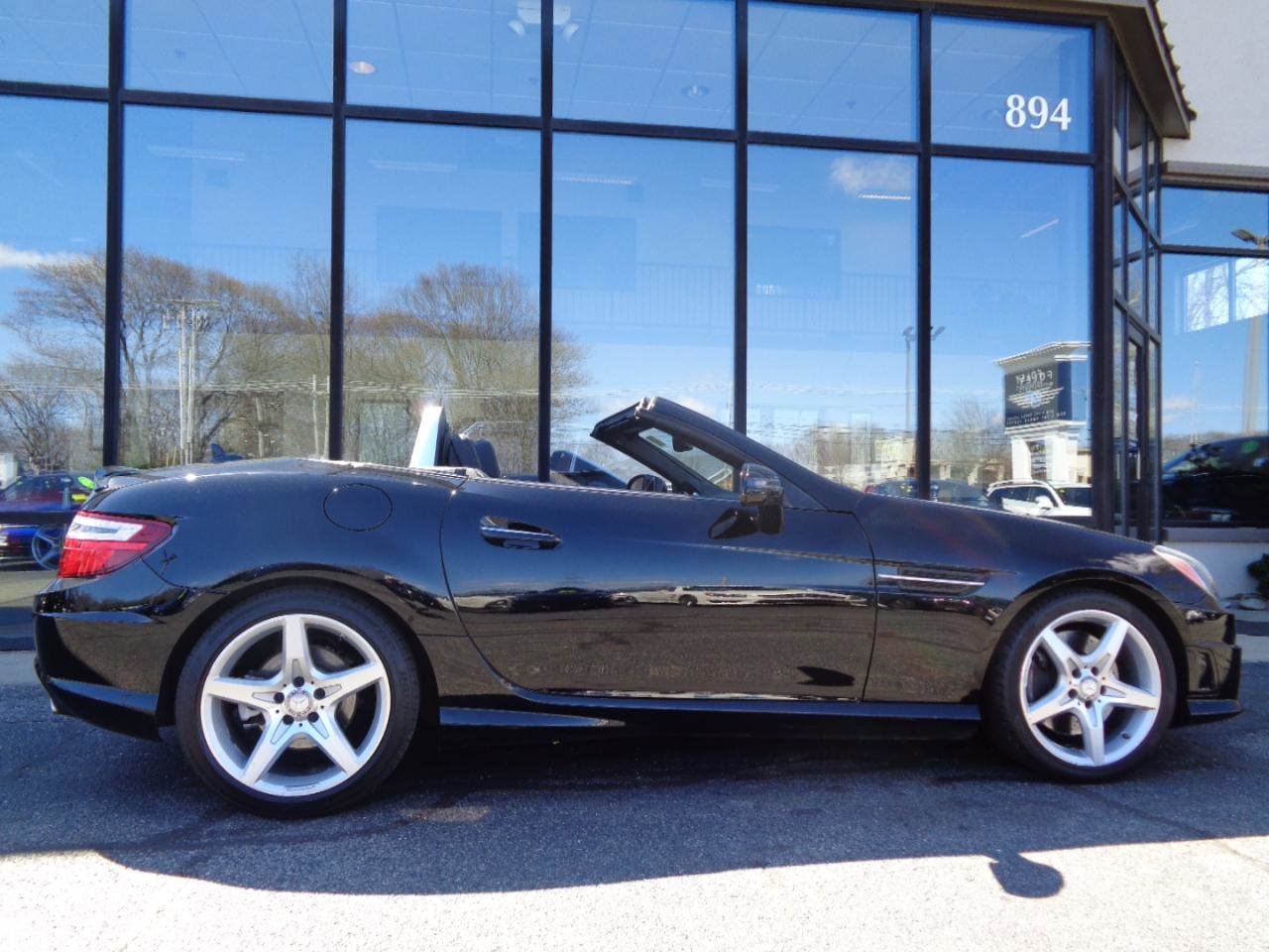 Used 2013 Mercedes-Benz SLK 250 w/ Premium I Pkg image 4
