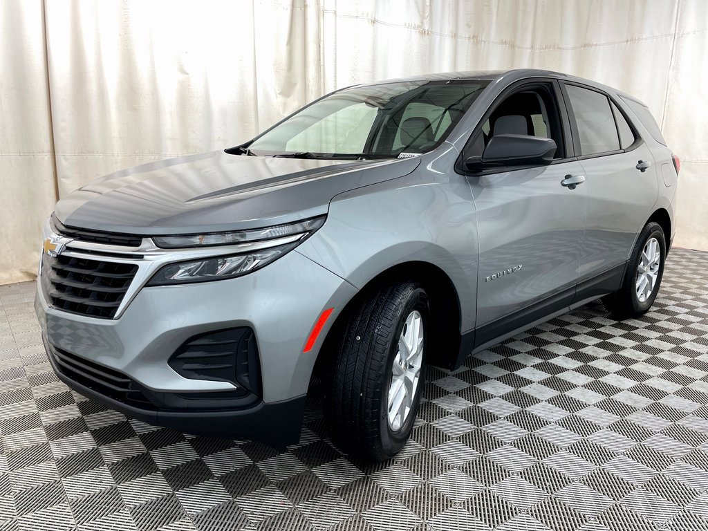 Certified 2024 Chevrolet Equinox LS w/ LS Convenience Package image 12