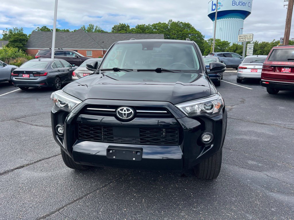 Used 2021 Toyota 4Runner SR5 Premium AWD/4WD image 3