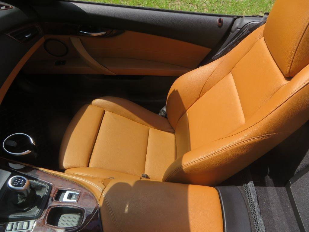 Used 2014 BMW Z4 sDrive28i RWD image 22