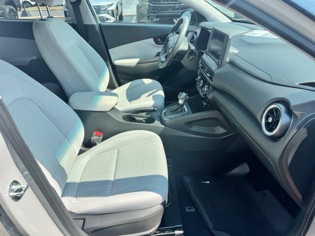 Used 2023 Hyundai Kona SEL FWD image 23