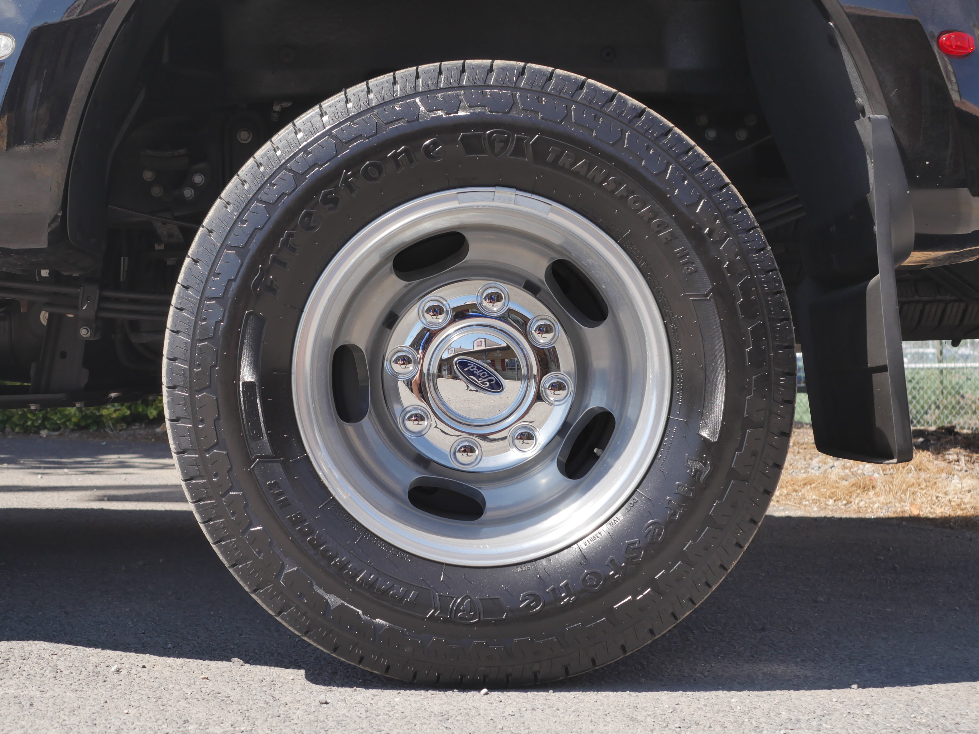 Certified 2024 Ford F350 Limited w/ FX4 Off-Road Package AWD/4WD image 22
