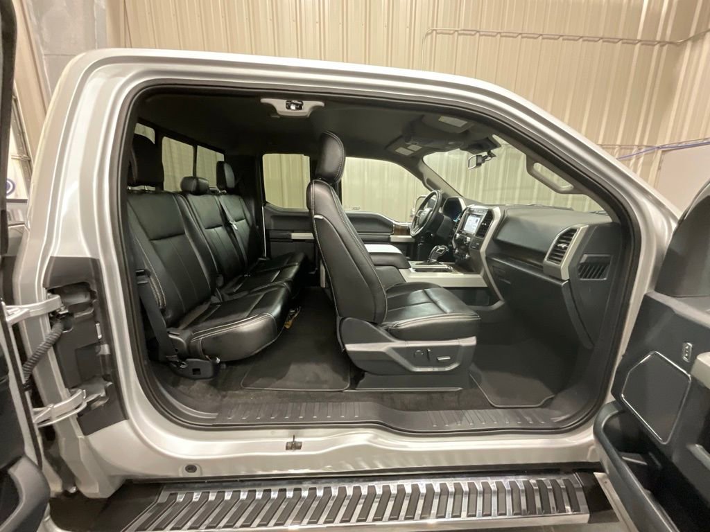 Used 2019 Ford F150 Lariat w/ Equipment Group 502A Luxury image 12