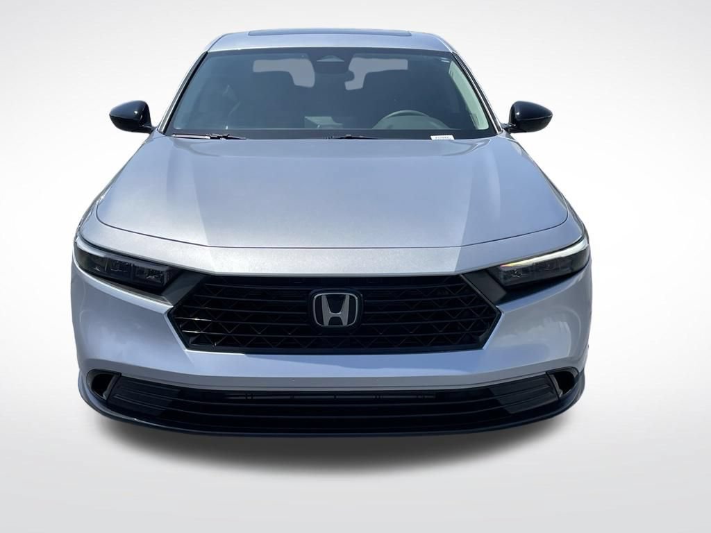 Certified 2025 Honda Accord SE image 9